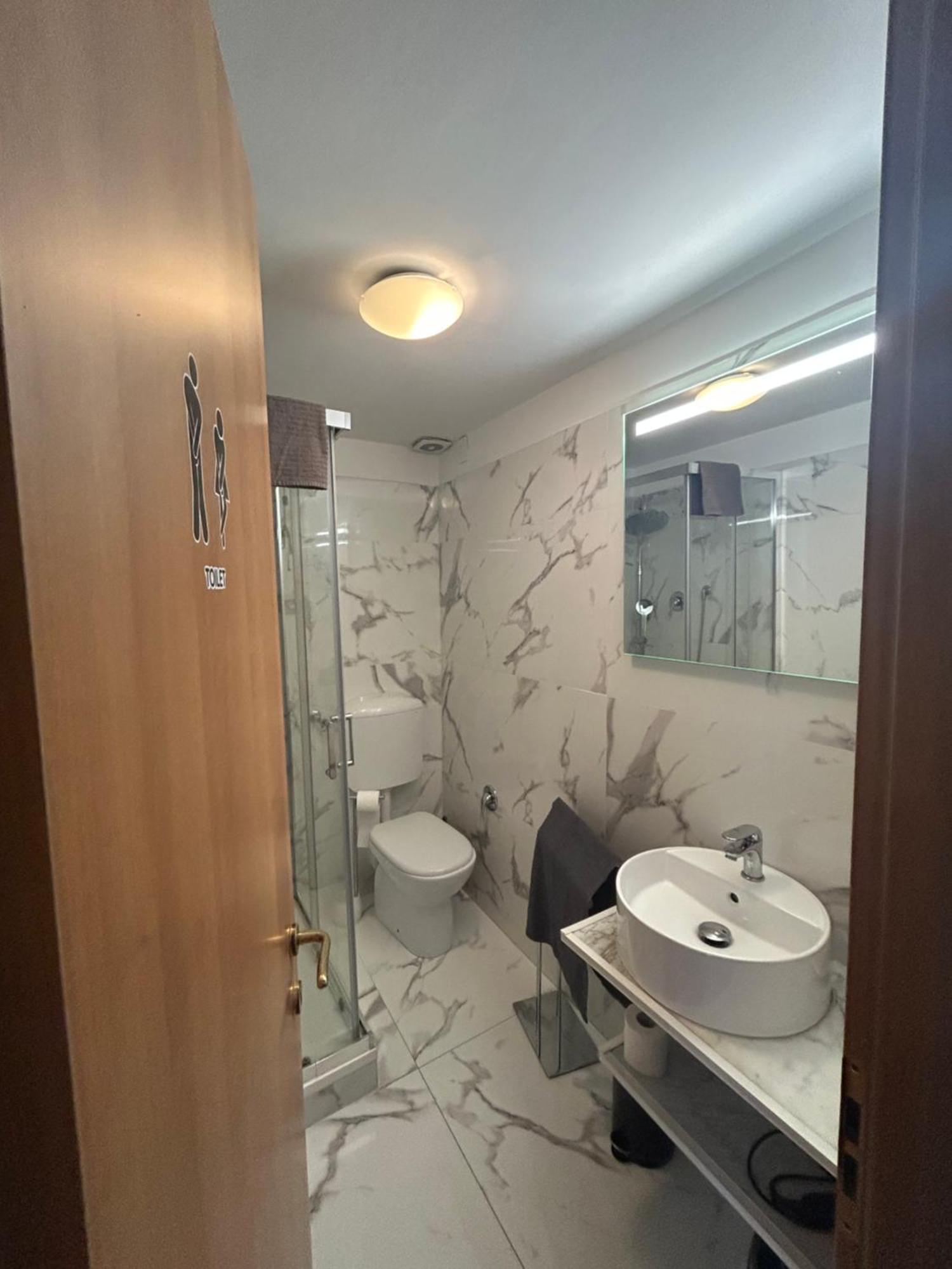 Appartamento Confortevole Генуя Экстерьер фото