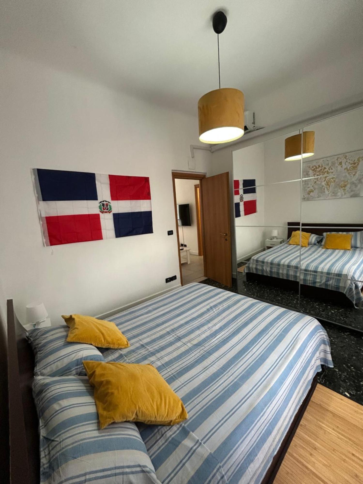 Appartamento Confortevole Генуя Экстерьер фото
